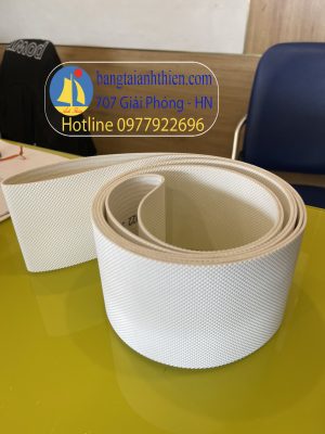 Băng tải PVC caro trắng dày 2.5mm , bản rộng 100mm x chu vi 3103mm