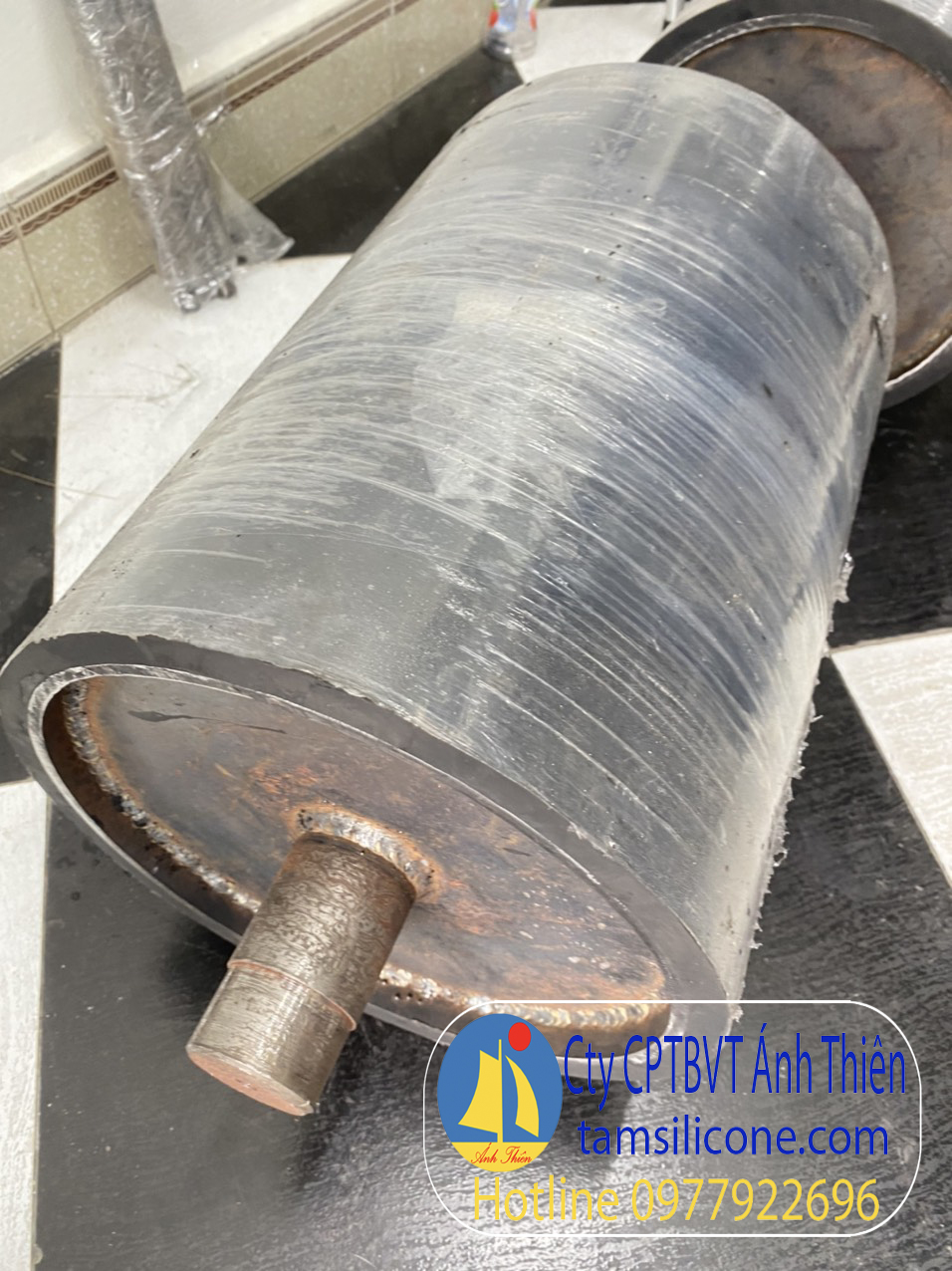 Rulo D273 bọc cao su lên D300 có xẻ rãnh