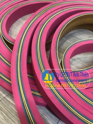 Dây đai dẹt xanh vàng đắp cao su đỏ dày 10mm, Kích thước gia công theo yêu cầu