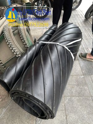 Băng tải Caosu gân V1200mm x Dày 10mm x 5 lớp bố ( tổng độ dày cả gân 16mm )