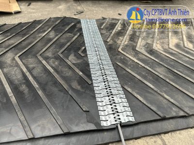 Gia công nối băng tải cao su gân V bằng ghim 3 chân A3